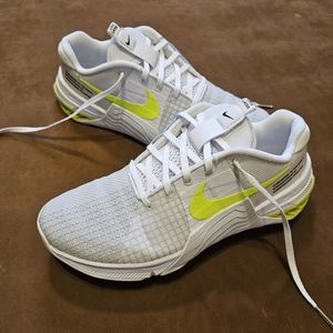 Womens Nike Metcon 7 White Neon Green Size 9 Gym Shoe